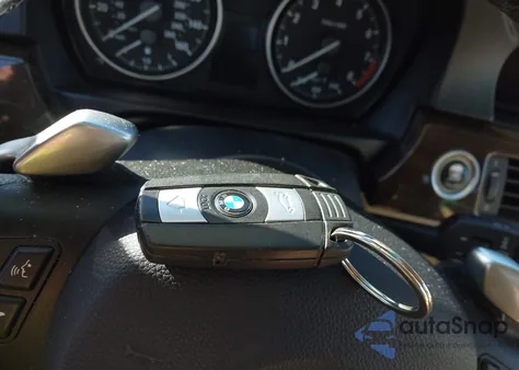 2009 BMW 335I xDrive z USA, uszkodzony, nr VIN WBAPL33599A405891